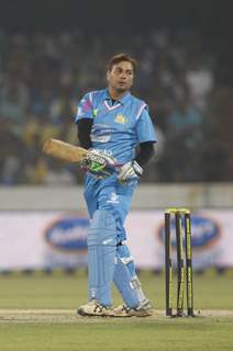 Varun Badola was snapped playing at CCL Match Between Mumbai Heroes and Telugu Warriors