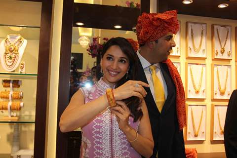 Madhuri Dixit Nene checks out the jewelry designs at  P.N. Gadgil Jewellers' New Showroom