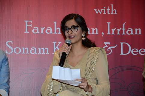 Sonam Kapoor was snapped reading a few lines from Irshad Kamil's Book at the Launch