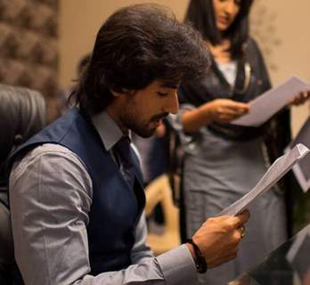 Harshad chopda reading script