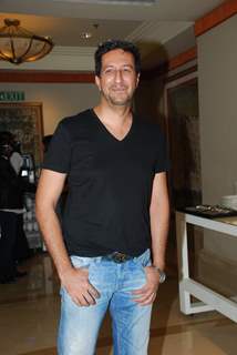 Sulaiman Merchant poses for the media at Radio Mirchi Awards Jury Meet