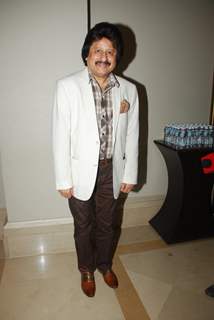 Pankaj Udhas poses for the media at Radio Mirchi Awards Jury Meet