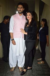 Abhishek Bachchan and Aishwarya Rai Bachchan pose for the media at Special Screening of Shamitabh