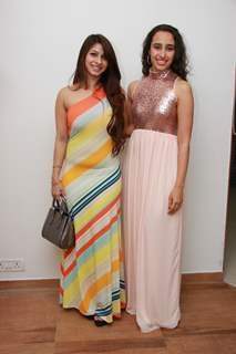 Tanishaa Mukerji poses for the media at Narata Purohit's 4th Anniversary Bash