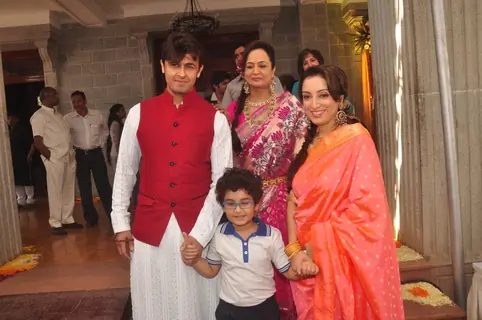 Sonu Nigam with wife Madhurima and and Son Nevaan at Rahul Thackeray's Wedding Ceremony