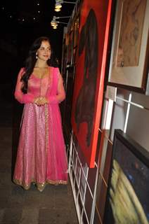 Elli Avram poses for the media at 3rd Annual Charity Fundraiser Art Exhibition