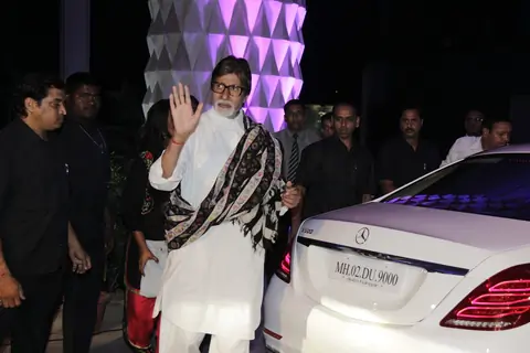 Amitabh Bachchan was at Smita Thackerey's Son's Wedding Reception