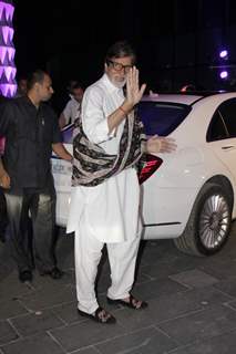 Amitabh Bachchan was at Smita Thackerey's Son's Wedding Reception