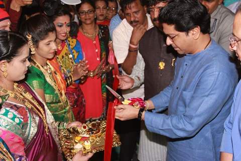 Raj Thakrey inaugrats the Manse Koli Mahotsav