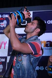 Varun Dhawan strikes a pose at the Promotions of Badlapur