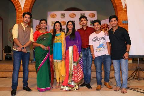 Team poses for the media at the Launch of Mooh Boli Shaadi