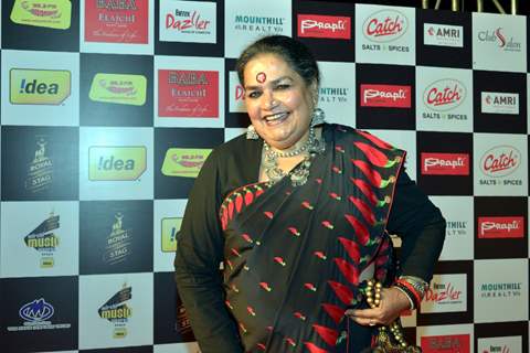 Usha Uthup poses for the media at Royal Stag Mirchi Music Awards Bangla 2014