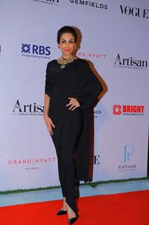 Malaika Arora Khan poses for the media at The Artisan Awards by GJEPC