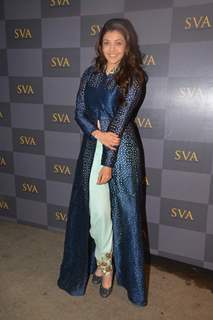 Kajal Aggarwal poses for the media at Sonam and Paras Modi's SVA Store Launch