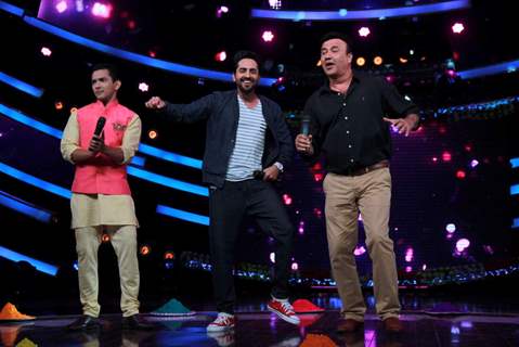 Ayushmann Khuranna and Anu Malik Promote Dum Laga Ke Haisha on Sa Re Ga Ma Pa Li'l Champs 5