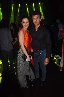 Sonu Nigam poses with his Wife at the Album Launch