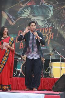 Sushant Singh Rajput interacts with the audience at the Fashion Show