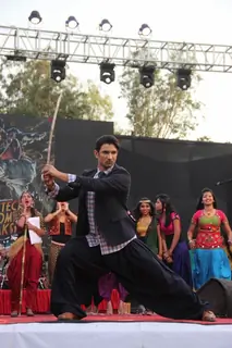 Sushant Singh Rajput shows off his skills at the Fashion Show Inspired by Detective Byomkesh Bakshy!