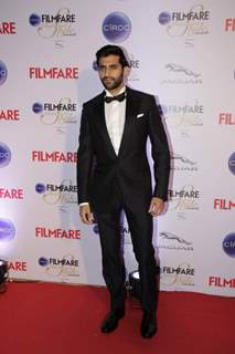 Akshay Oberoi at the Filmfare Glamour and Style Awards