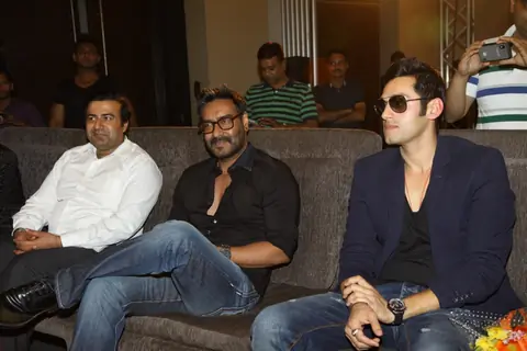 Ajay Devgn and Sumit Vats at Hajmola Chatpata No.1, Comic Hunt