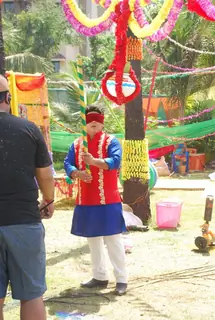 Ali Asgar and Sab TV Celebrate Holi