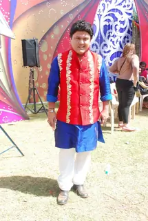 Ali Asgar and Sab TV Celebrate Holi