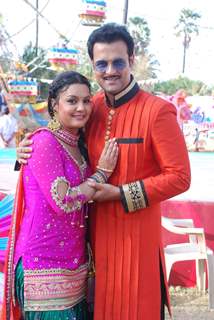 Sucheta Khanna and Rohit Roy at Sab TV's Holi Celebration