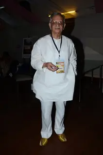Gulzar poses for the media at the Launch of Gulzar Pluto Poems Book