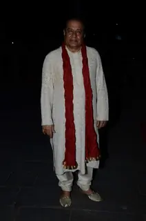Anup Jalota poses for the media at Tulsi Kumar's Wedding Reception