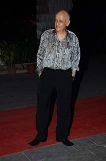 Mukesh Bhatt poses for the media at Tulsi Kumar's Wedding Reception