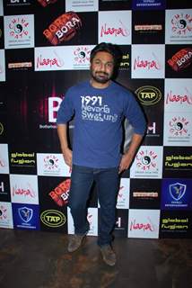 Mithoon poses for the media at Ankit Tiwari's Birthday Bash