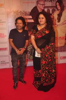 Kailash Kher poses with wife at the Premier of the Play Mera Woh Matlab Nahi Tha