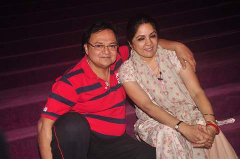 Rakesh Bedi and Neena Gupta were seen at the Premier of the Play Mera Woh Matlab Nahi Tha