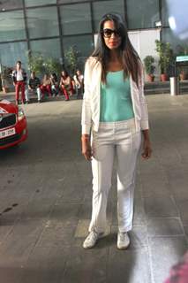 Mugdha Godse poses for the media at Women's Car Rally