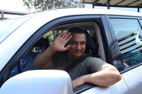 Aamir Khan at his 50th Birthday Bash in Lonavla