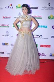 Shibani Kashyap poses  for the media at Smile Foundation Charity Fashion Show