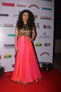 Ragini Khanna at the Smile Foundation Charity Fashion Show with True Fitt and Hill Styling