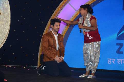 Karan Wahi was snapped receiving blessings at the Launch of DID Supermoms Season 2