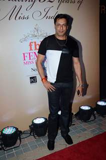 Madhur Bhandarkar poses for the media at Femina Miss India 2015 Bash