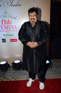 Neeraj Vora poses for the media at Femina Miss India 2015 Bash