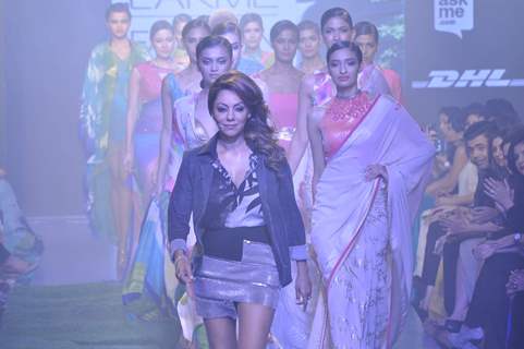 Gauri Khan's Show for Satya Paul at Lakme Fashion Week 2015 Day 3