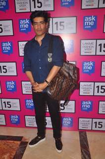 Manish Malhotra poses for the media at Lakme Fashion Week 2015 Day 4