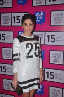 Kanika Kapoor poses for the media at Lakme Fashion Week 2015 Day 4