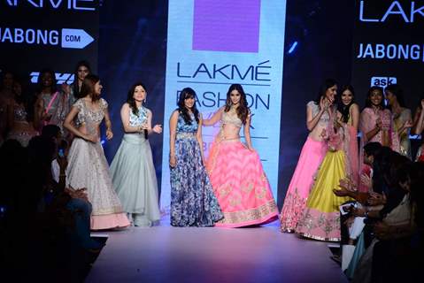 Ileana D'Cruz walks for Anushree Reddy at Lakme Fashion Week 2015 Day 4