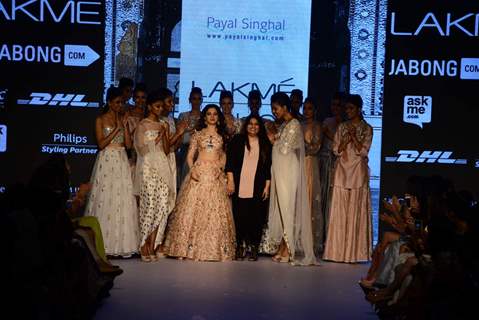 Tammanah walks for Payal Singhal at Lakme Fashion Week 2015 Day 4