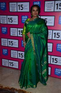 Shabana Azmi poses for the media at the Grand Finale of Lakme Fashion Week 2015