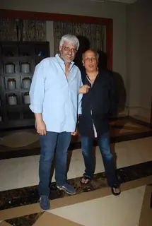 Mahesh Bhatt and Vikram Bhatt pose for the media at the Launch of Dil Ki Baatein