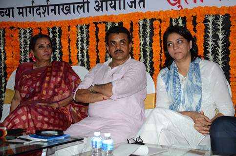 Shabana Azmi with Priya Dutta at a Political Event