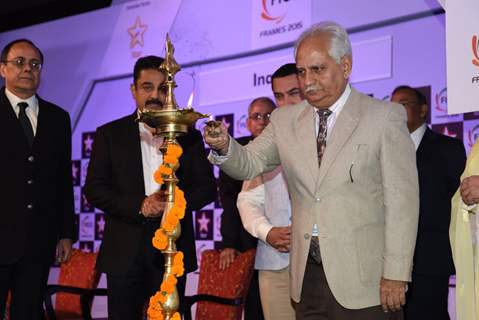 Ramesh Sippy lights the lamp at FICCI Frames 2015 Inaugural Session