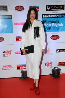 Sona Mohapatra poses for the media at HT Style Awards 2015
